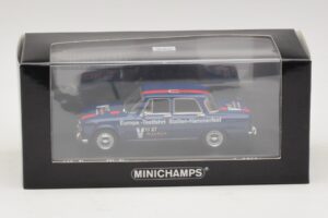 Alfa Romeo Giulia Europa-Testfahrt Sizilien-Hammerfest Minichamps 1:43 400120905 Pressofusione — immagine 5 di 5