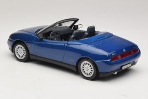 Alfa Romeo Spider 916 Blu Maisto 1:18 31831 Pressofusione — immagine 7 di 8