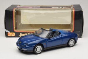Alfa Romeo Spider 916 Blu Maisto 1:18 31831 Pressofusione — immagine 8 di 8