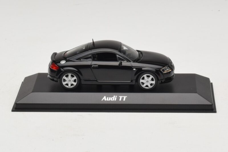 Audi TT 8N Nero Maxichamps 1:43 940017221 Pressofusione