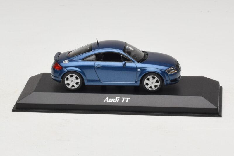 Audi TT 8N Blu Metallizzato Maxichamps 1:43 940017220 Pressofusione