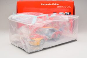 BMW 3.0 CSL Art Car Alexander Calder #51 H. Poulain / S. Posey / J. Guichet 24 Hours of Le Mans 1975 Minichamps 1:18 80430150 — immagine 6 di 7