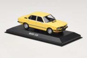 BMW 520 E12 Giallo Maxichamps 1:43 940023001 Pressofusione — immagine 3 di 5