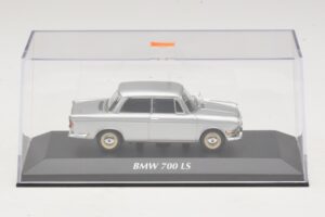 BMW 700 LS Argento Maxichamps 1:43 940023700 Pressofusione — immagine 4 di 5