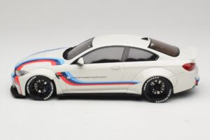 BMW M4 F82 Liberty Walk Scatola di Ricambio GT Spirit 1:18 GT067-R1 Resina — immagine 3 di 6