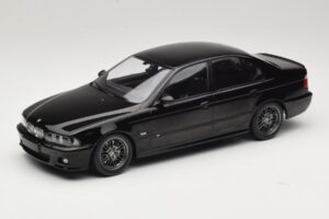 BMW M5 E39 Nero KK-Scale 1:18 BMW M5 E39 Nero KK-Scale 1:18 KKDC181623 Pressofusione