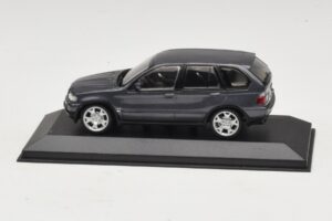BMW X5 E53 4.4i Grigio Metallizzato Scatola Sostitutiva Minichamps 1:43 80420393166-R1 Pressofusione