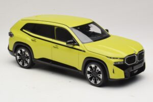 BMW XM G09 Giallo Minichamps 1:18 110023302 Pressofusione — immagine 6 di 8
