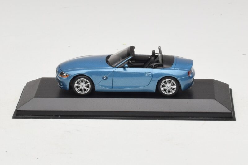 BMW Z4 E85 Azzurro Metallizzato Scatola Sostitutiva Minichamps 1:43 80420144054-R1 Pressofusione