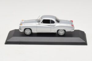 Borgward Isabella Coupé Argento Minichamps 1:43 400096031 Pressofusione