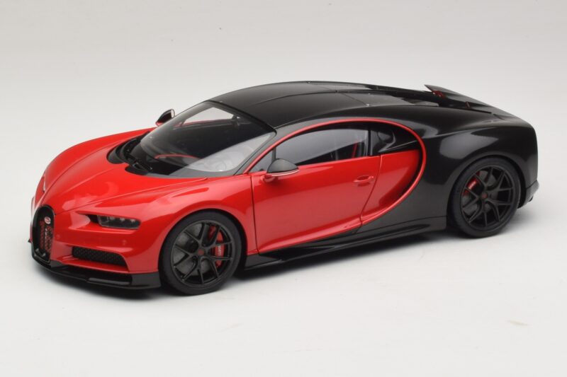 Bugatti Chiron Sport Italian Red & Carbon AUTOart 1:18 70996 Composito
