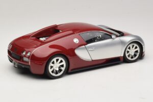 Bugatti Veyron Centenaire Edition Chrome Red Minichamps 1:18 100110851 Pressofusione — immagine 3 di 8
