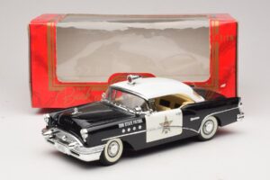 Buick Century Sun State Patrol Mira 1:18 6118 Pressofusione — immagine 8 di 8