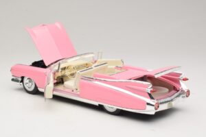 Cadillac Eldorado Biarritz Rosa Maisto 1:18 31813-P1 Pressofusione — immagine 5 di 8