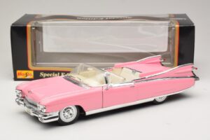 Cadillac Eldorado Biarritz Rosa Maisto 1:18 31813-P1 Pressofusione — immagine 8 di 8