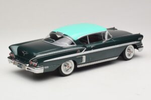 Chevrolet Bel Air Impala Coupe Verde Scuro Metallizzato & Verde KK-Scale 1:18 KKDC181594 Pressofusione — immagine 2 di 6
