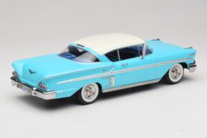 Chevrolet Bel Air Impala Coupe Turchese & Crema KK-Scale 1:18 KKDC181593 Pressofusione — immagine 2 di 6