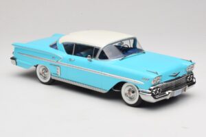 Chevrolet Bel Air Impala Coupe Turchese & Crema KK-Scale 1:18 KKDC181593 Pressofusione — immagine 4 di 6