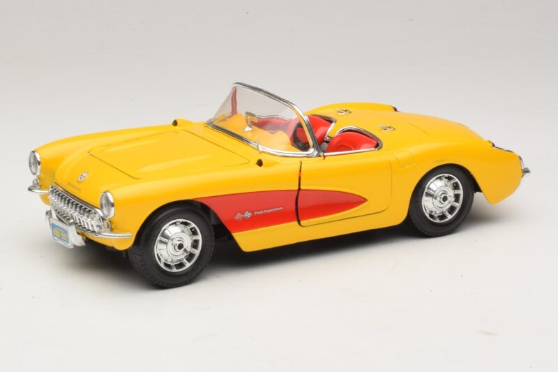 Chevrolet Corvette C1 Cabrio Giallo Rosso Bburago 1:18 3034-M2 Pressofusione