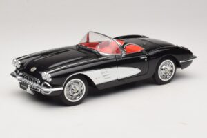 Chevrolet Corvette C1 Tuxedo Black AUTOart 1:18 71142 Pressofusione