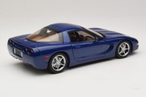 Chevrolet Corvette C5 Commemorative Edition Blu AUTOart 1:18 71157 Pressofusione — immagine 4 di 9