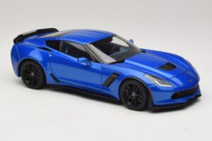 Chevrolet Corvette C7 Z06 Laguna Blue Tintcoat AUTOart 1:18 71265 Composito — immagine 6 di 8