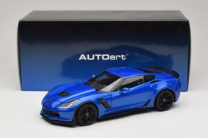 Chevrolet Corvette C7 Z06 Laguna Blue Tintcoat AUTOart 1:18 71265 Composito — immagine 8 di 8