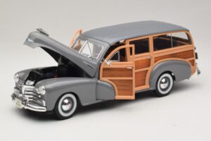 Chevrolet Fleetmaster Woody Grigio Maisto 1:18 31854 Pressofusione — immagine 2 di 8