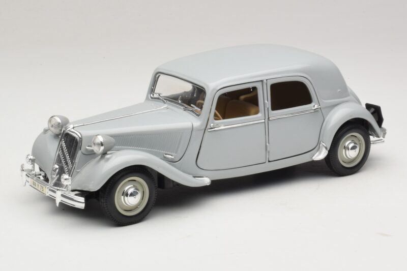 Citroen 15CV Six Grigio Maisto 1:18 31837 Pressofusione