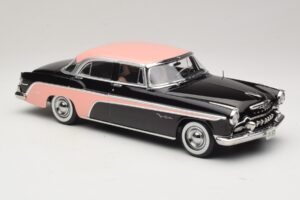 DeSoto Fireflite Sedan Nero & Rosa KK-Scale 1:18 KKDC181542 Pressofusione — immagine 4 di 6