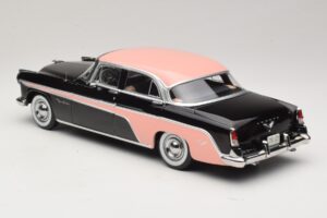 DeSoto Fireflite Sedan Nero & Rosa KK-Scale 1:18 KKDC181542 Pressofusione — immagine 5 di 6