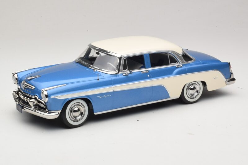 DeSoto Fireflite Sedan Blu Metallizzato & Crema KK-Scale 1:18 KKDC181544 Pressofusione