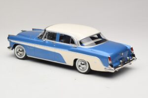 DeSoto Fireflite Sedan Blu Metallizzato & Crema KK-Scale 1:18 KKDC181544 Pressofusione — immagine 5 di 6