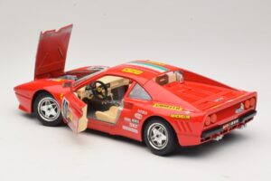 Ferrari 288 GTO #40 Rosso Bburago 1:18 3027-P4 Pressofusione — immagine 5 di 8