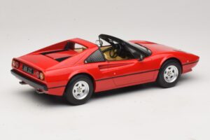 Ferrari 308 GTS Rosso MCG 1:18 MCG18171 Pressofusione — immagine 2 di 6