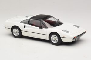 Ferrari 308 GTS Bianco MCG 1:18 MCG18664 Pressofusione — immagine 4 di 6