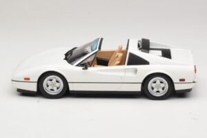 Ferrari 328 GTS US Version Bianco KK-Scale 1:18 KKDC181703 Pressofusione — immagine 4 di 7