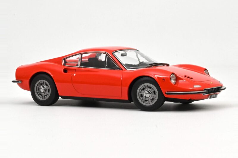 Ferrari Dino 246 GT Rosso Dino Norev 1:18 Ferrari Dino 246 GT Rosso Dino Norev 1:18 187801 Pressofusione