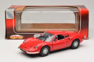 Ferrari Dino 246 Rosso Majorette 1:18 5271 Pressofusione — immagine 8 di 8