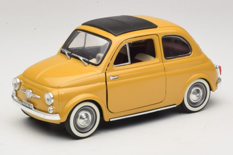 Fiat 500 Giallo Solido 1:18 8042 Pressofusione
