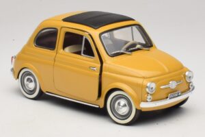 Fiat 500 Giallo Solido 1:18 8042 Pressofusione — immagine 6 di 8