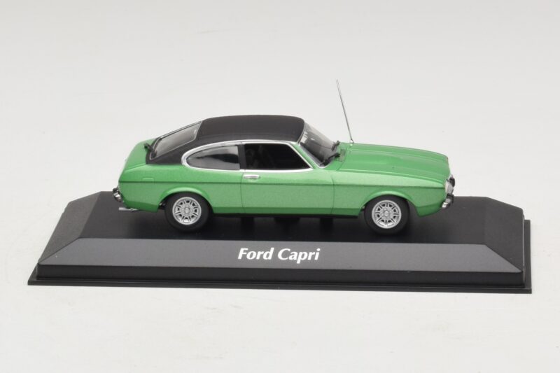 Ford Capri II Verde Metallizzato Maxichamps 1:43 940081200 Pressofusione