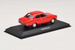 Ford Escort Mk1 Rosso Maxichamps 1:43 940081001 Pressofusione — immagine 2 di 5