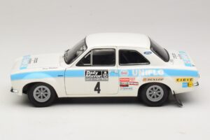 Ford Escort Mk1 RS1600 #4 R. Clark / T. Mason Winners RAC Rally 1972 Minichamps 1:18 100728104 Pressofusione — immagine 4 di 8