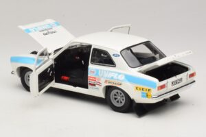 Ford Escort Mk1 RS1600 #4 R. Clark / T. Mason Winners RAC Rally 1972 Minichamps 1:18 100728104 Pressofusione — immagine 5 di 8