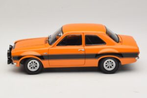 Ford Escort Mk1 RS1600 AVO Arancione Con Strisce Nere Minichamps 1:18 100688104 Pressofusione — immagine 4 di 8