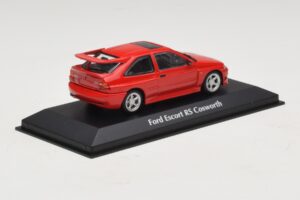 Ford Escort RS Cosworth Rosso Maxichamps 1:43 940082100 Pressofusione — immagine 2 di 5