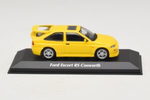 Ford Escort RS Cosworth Giallo Maxichamps 1:43 940082101 Pressofusione
