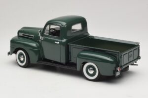 Ford F-1 Verde Road Legends 1:18 92218 Pressofusione — immagine 7 di 8