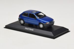 Ford Fiesta Mk4 Blu Metallizzato Maxichamps 1:43 940085061 Pressofusione — immagine 3 di 5